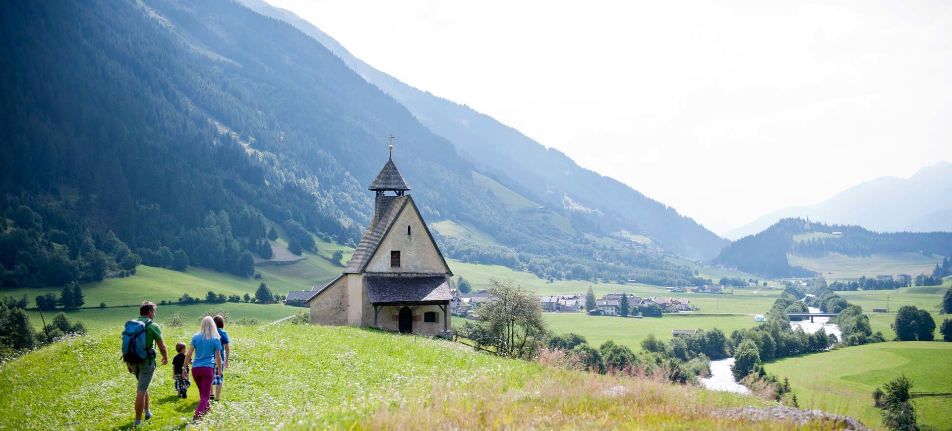 © 2025 Hotel Mondschein